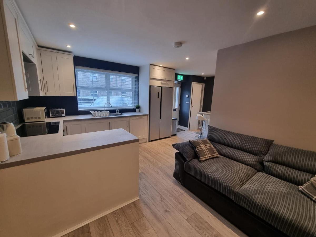 6 Dbl Bed, Central Huddersfield House Inc Parking Luaran gambar