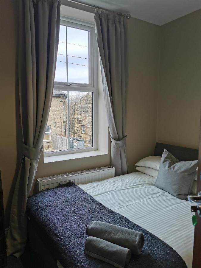 6 Dbl Bed, Central Huddersfield House Inc Parking Luaran gambar